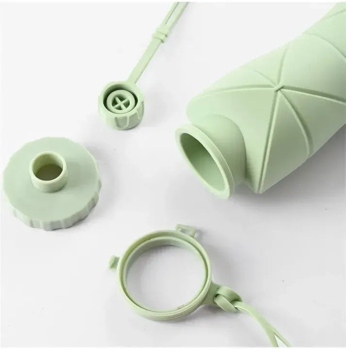 600ML Silicone Foldable Water Bottle β Collapsible, Leak-Proof Travel Bottle